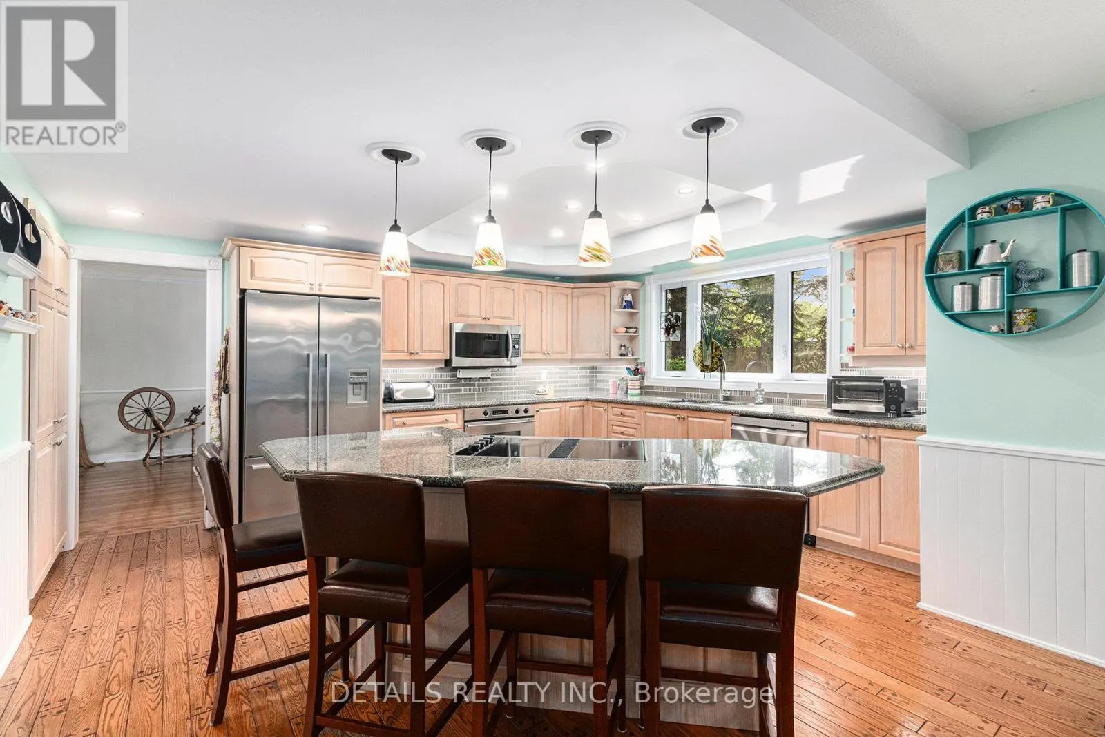 3 WINTERGREEN DRIVE