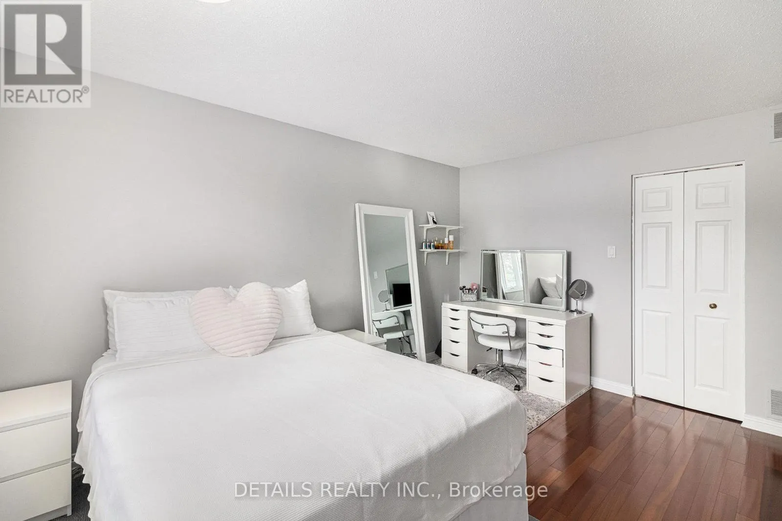 3 WINTERGREEN DRIVE