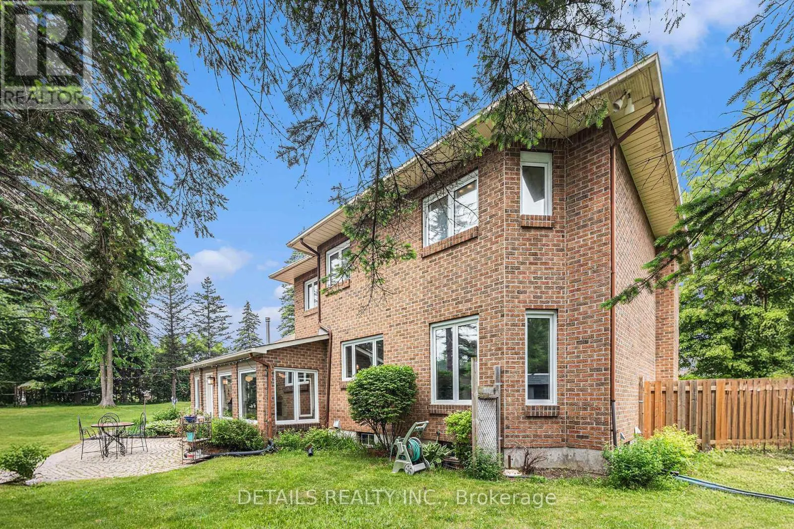 3 WINTERGREEN DRIVE