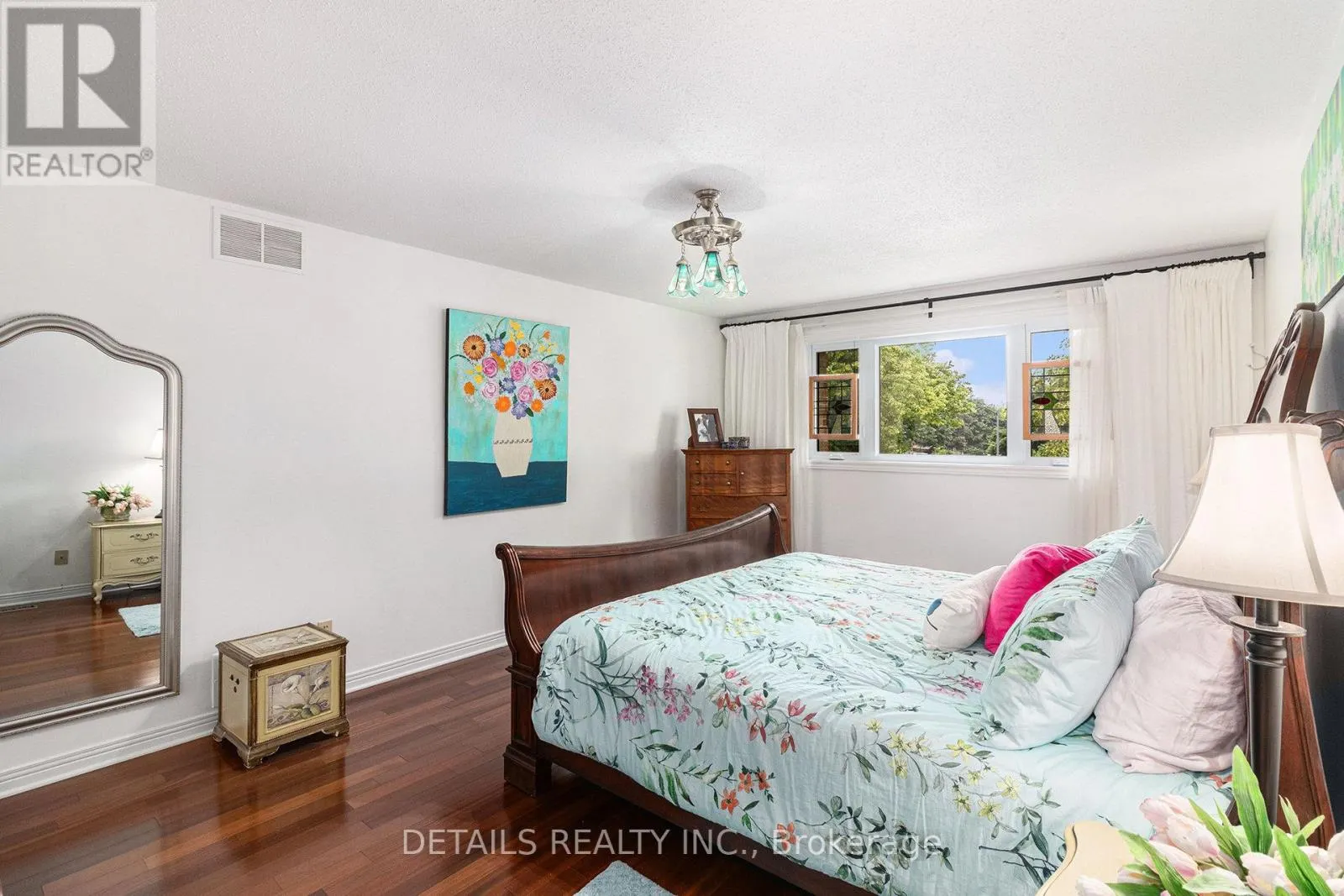 3 WINTERGREEN DRIVE