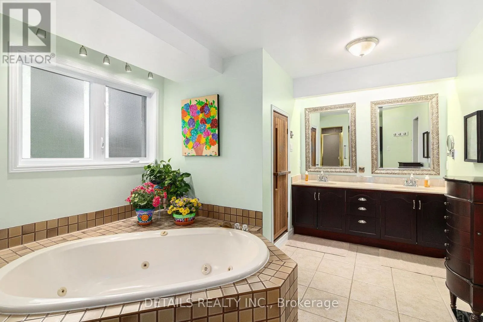 3 WINTERGREEN DRIVE