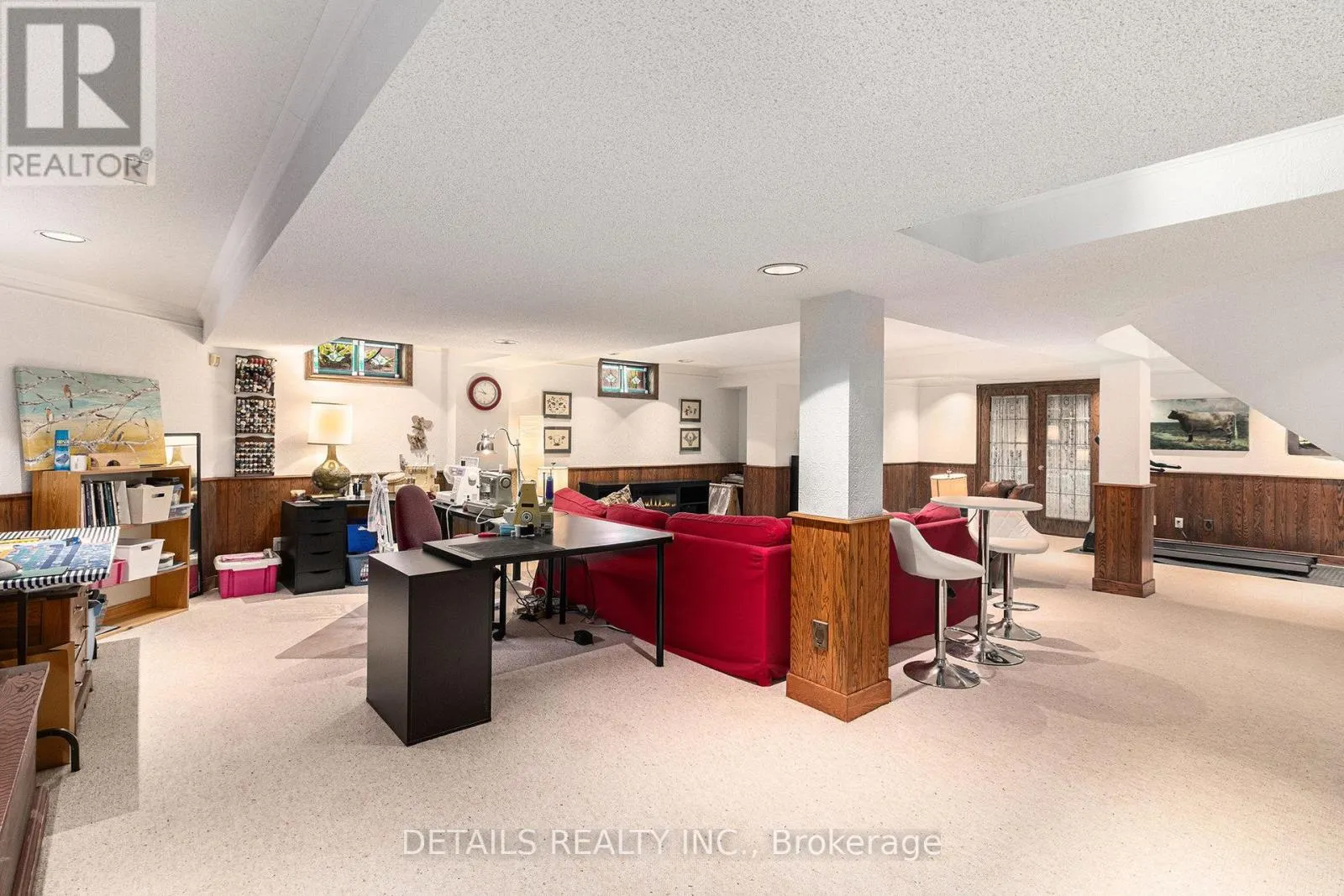 3 WINTERGREEN DRIVE