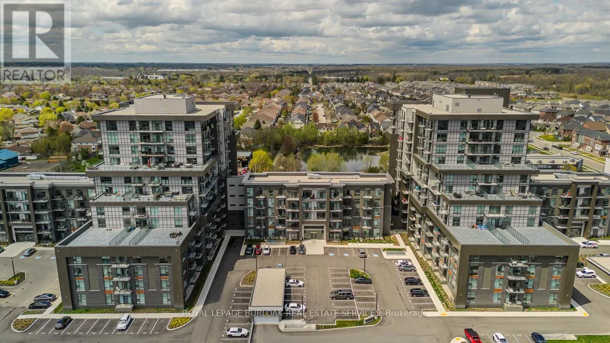 705 - 460 DUNDAS STREET E