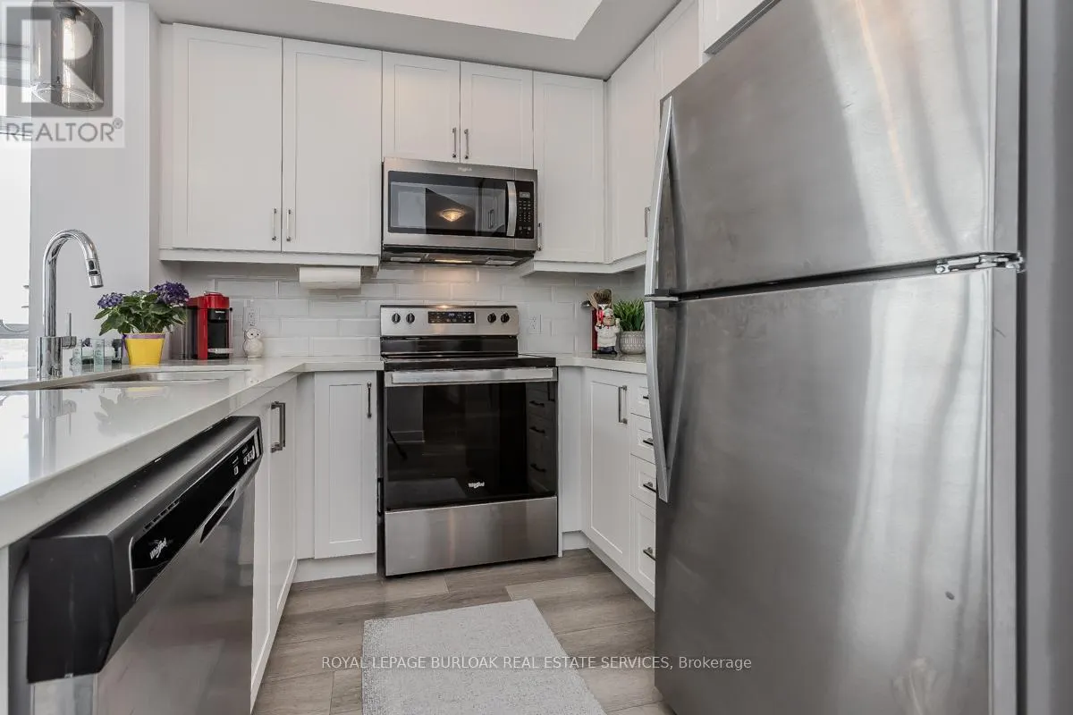 705 - 460 DUNDAS STREET E