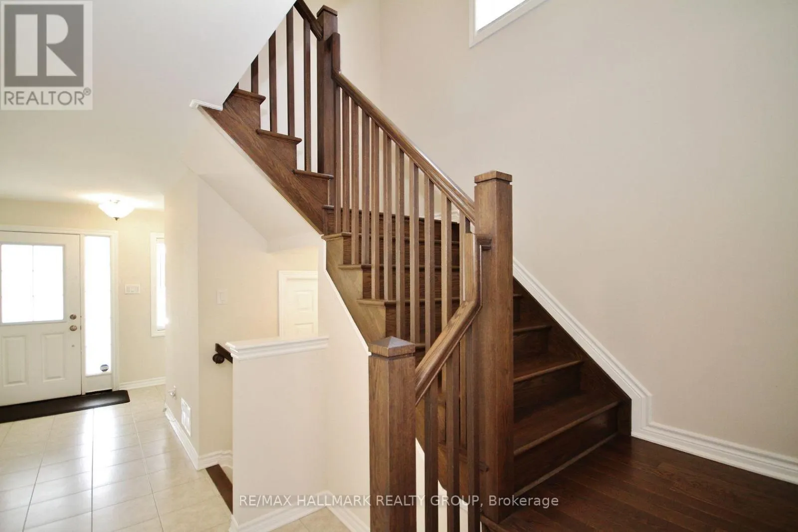 780 LOGPERCH CIRCLE