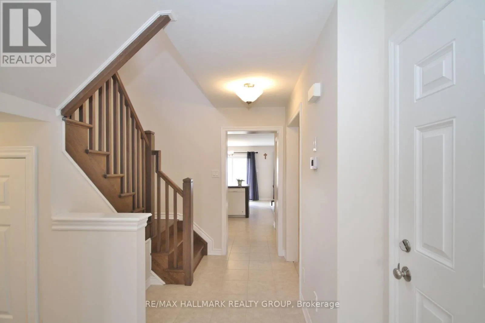 780 LOGPERCH CIRCLE