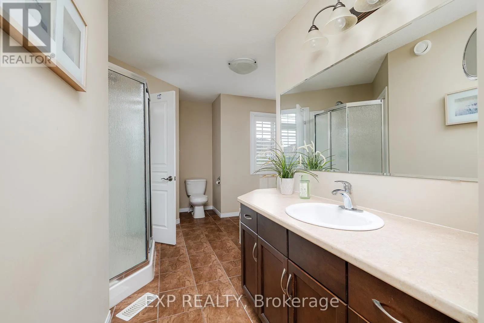 18 - 31 TOWNSEND DRIVE