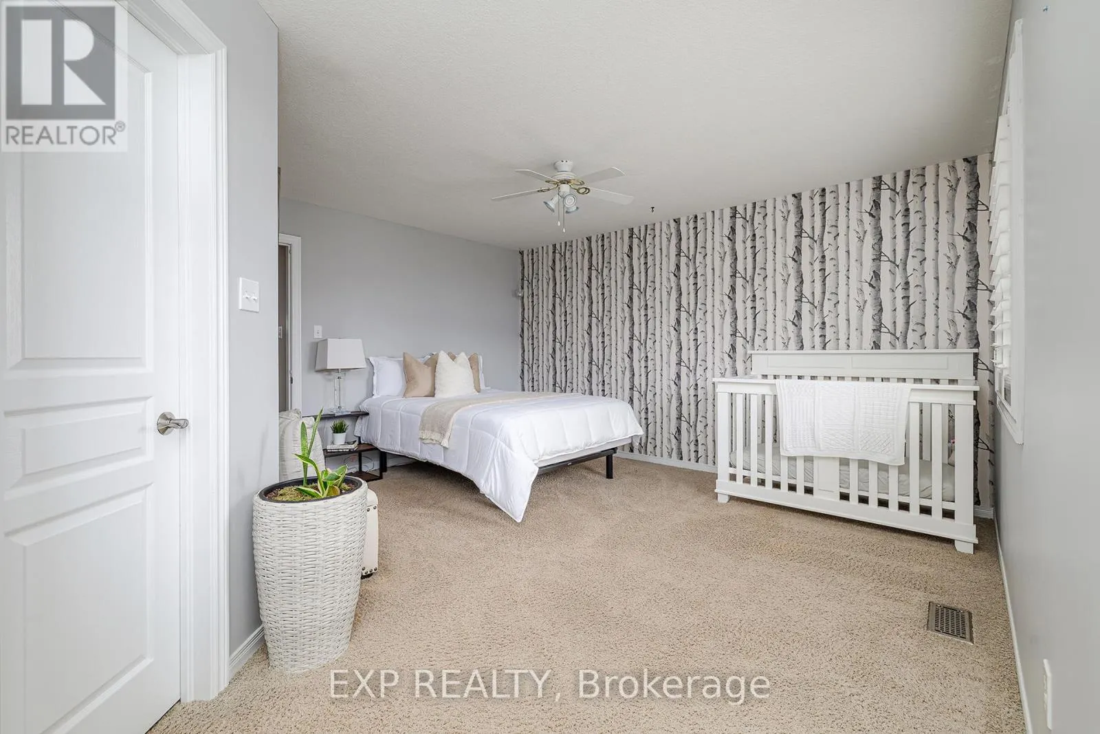 18 - 31 TOWNSEND DRIVE