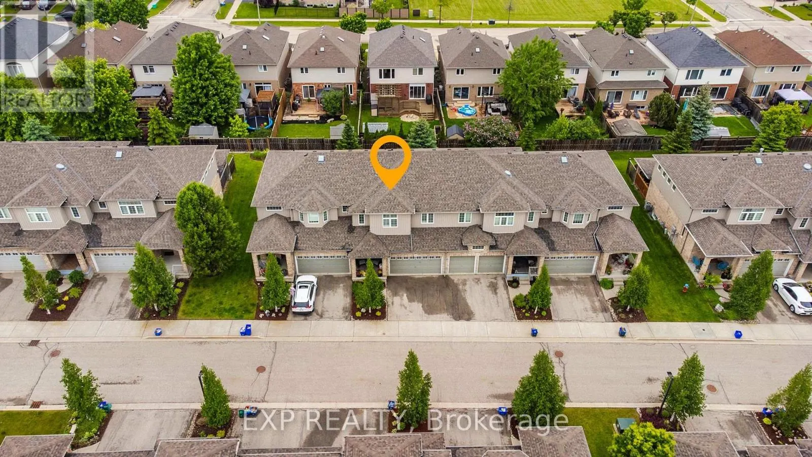 18 - 31 TOWNSEND DRIVE