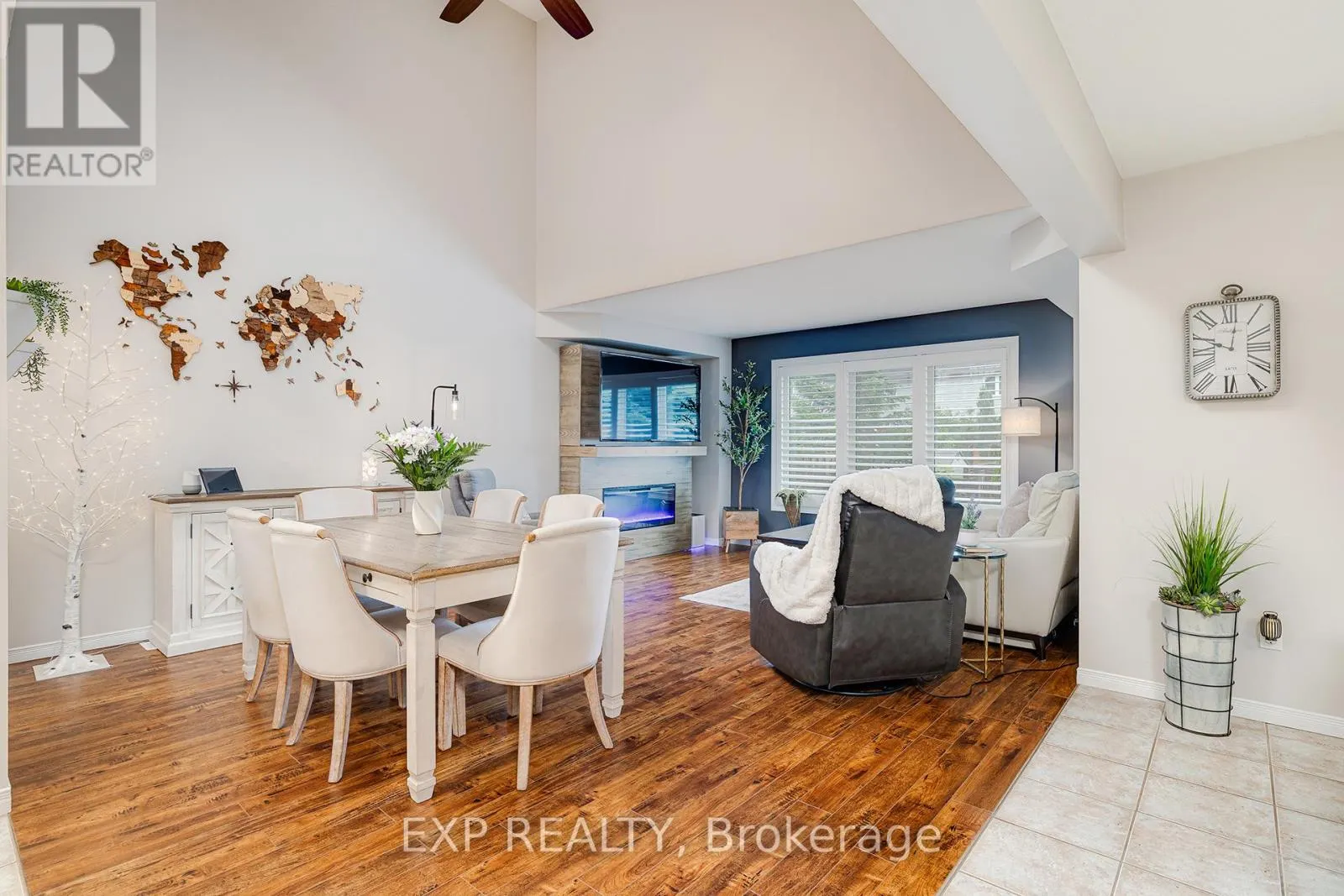 18 - 31 TOWNSEND DRIVE