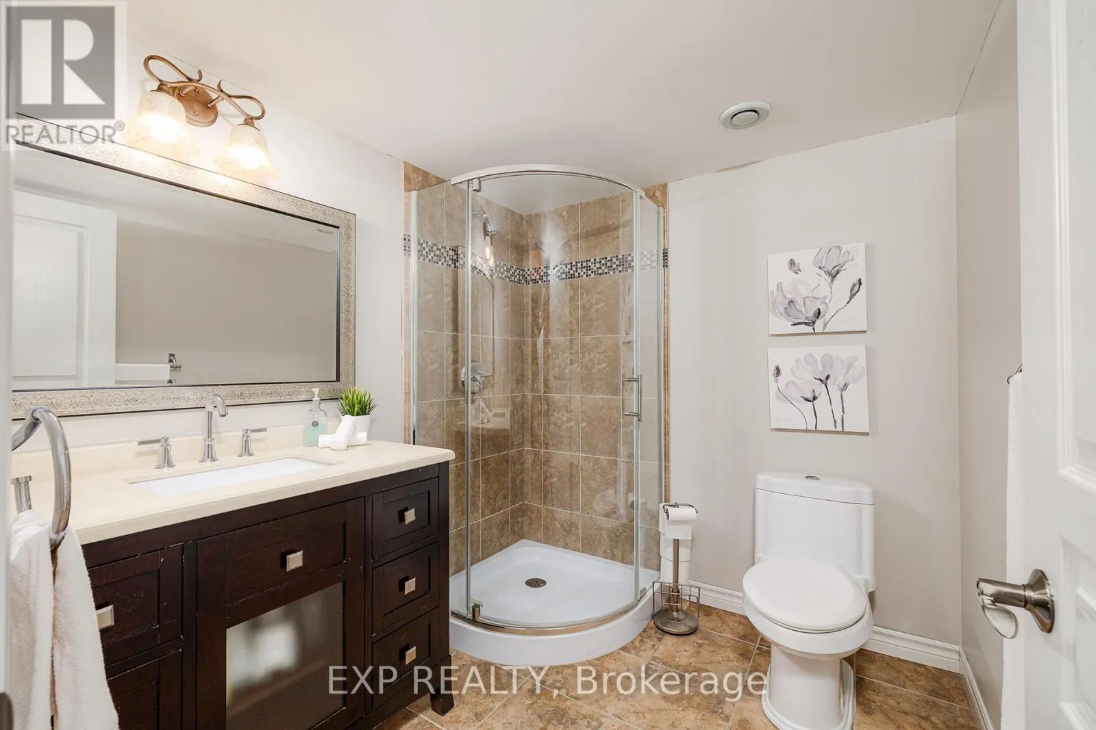 18 - 31 TOWNSEND DRIVE
