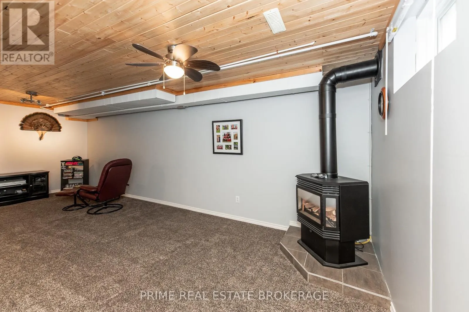 44 RIVERBANK DRIVE