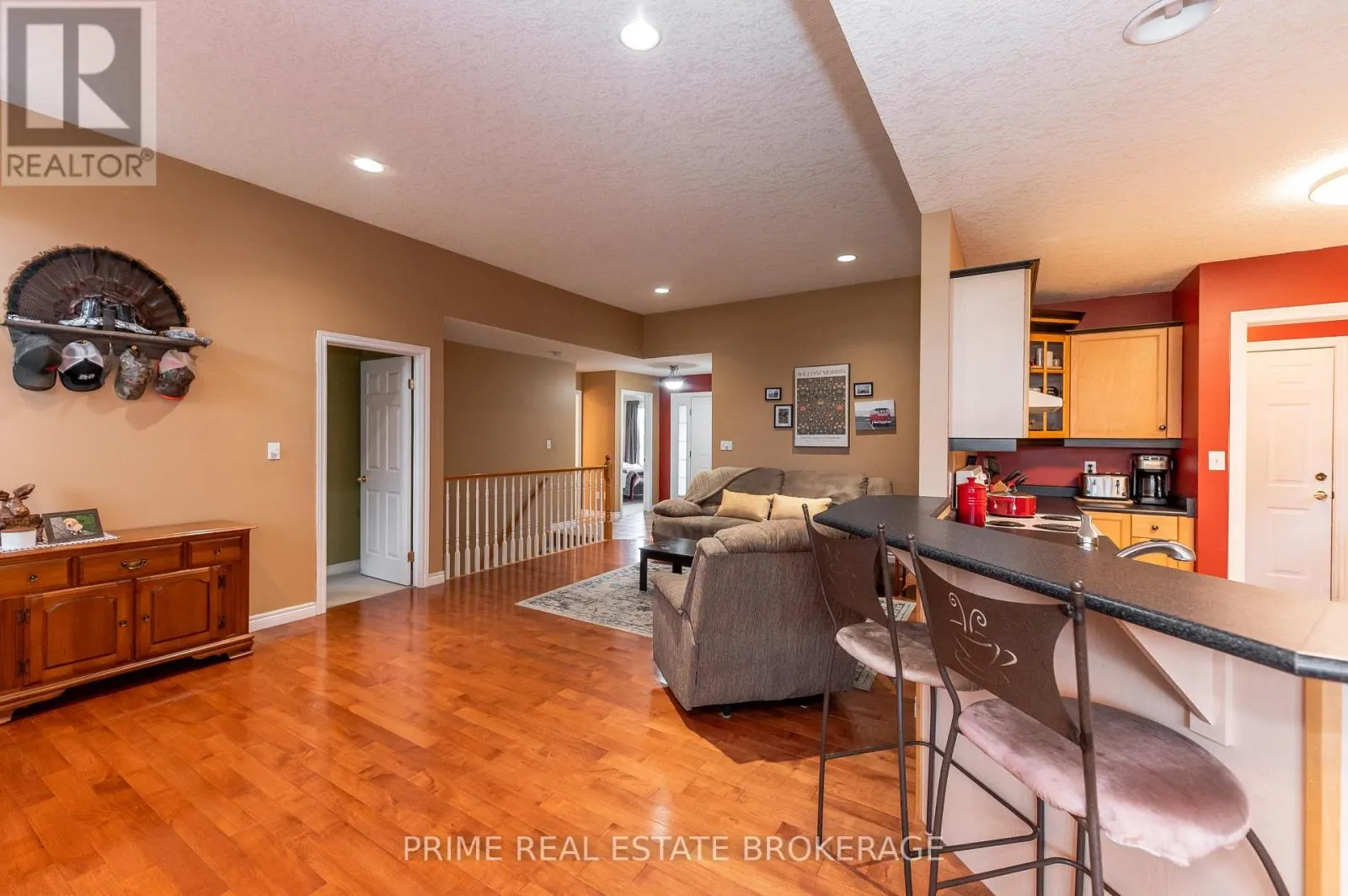 44 RIVERBANK DRIVE