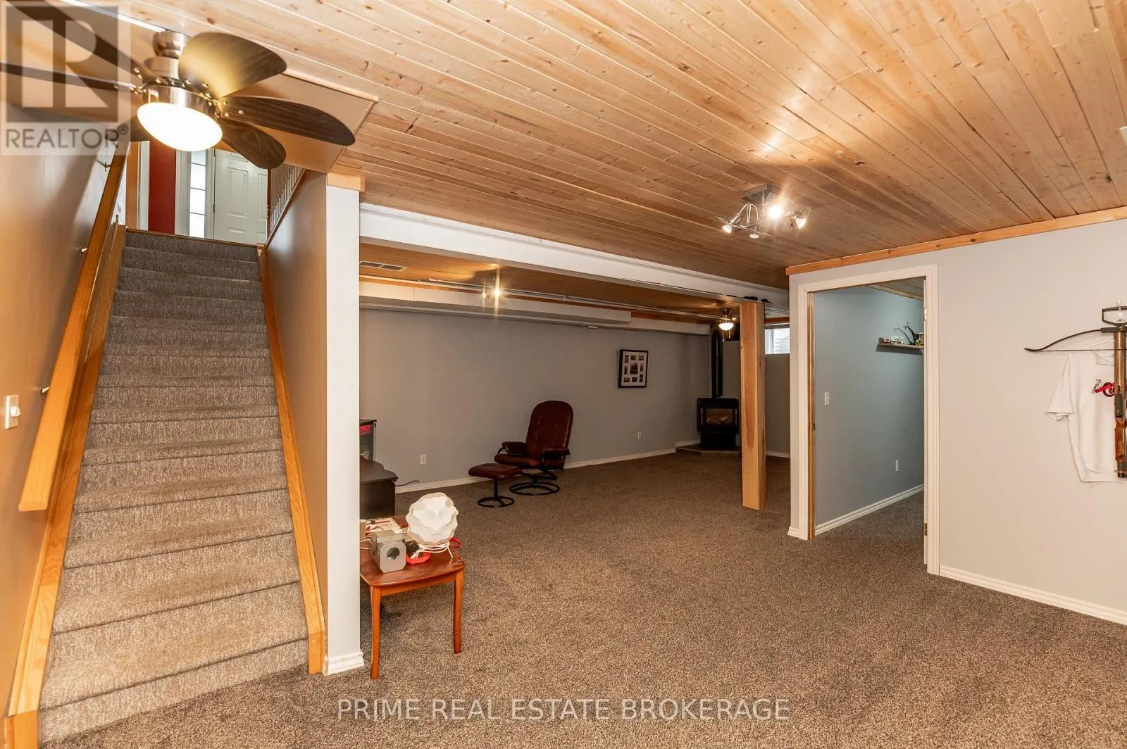 44 RIVERBANK DRIVE