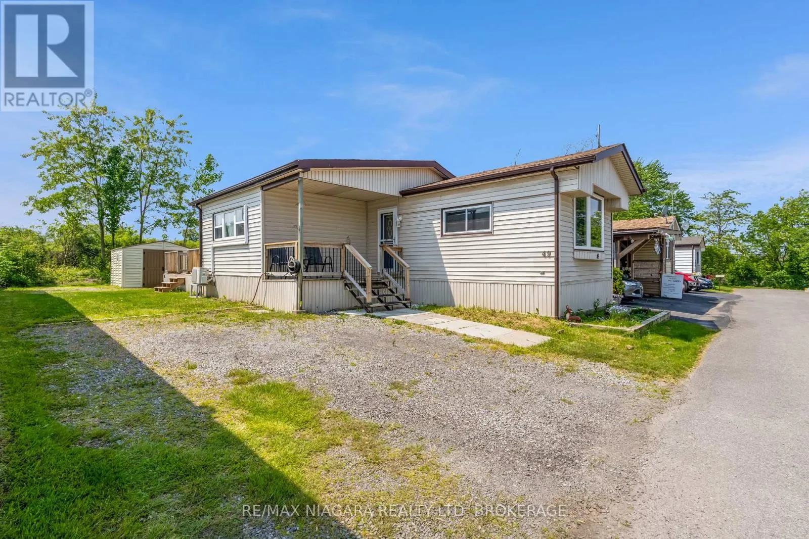49 - 2175 MEWBURN ROAD, #49