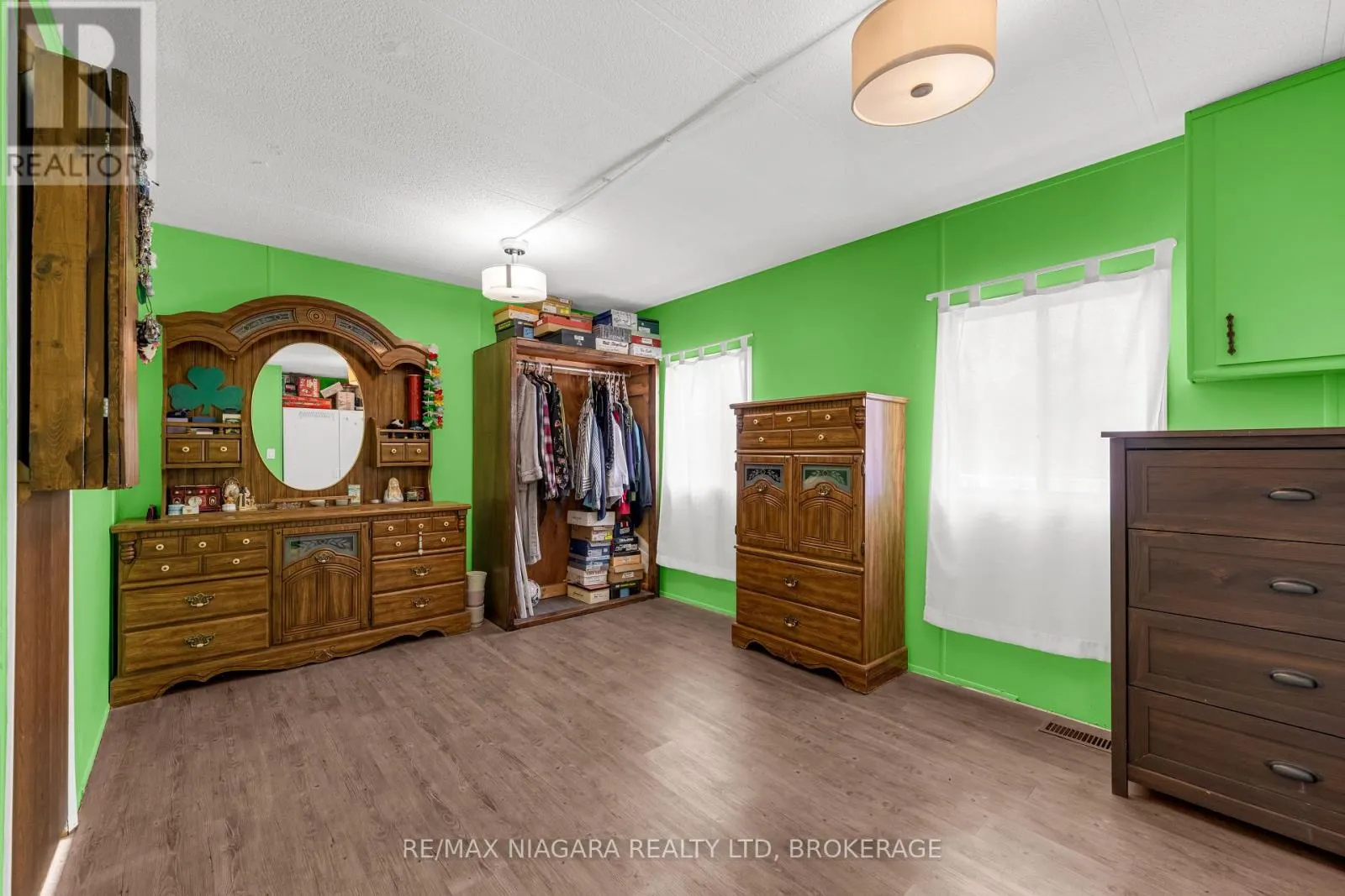 49 - 2175 MEWBURN ROAD, #49