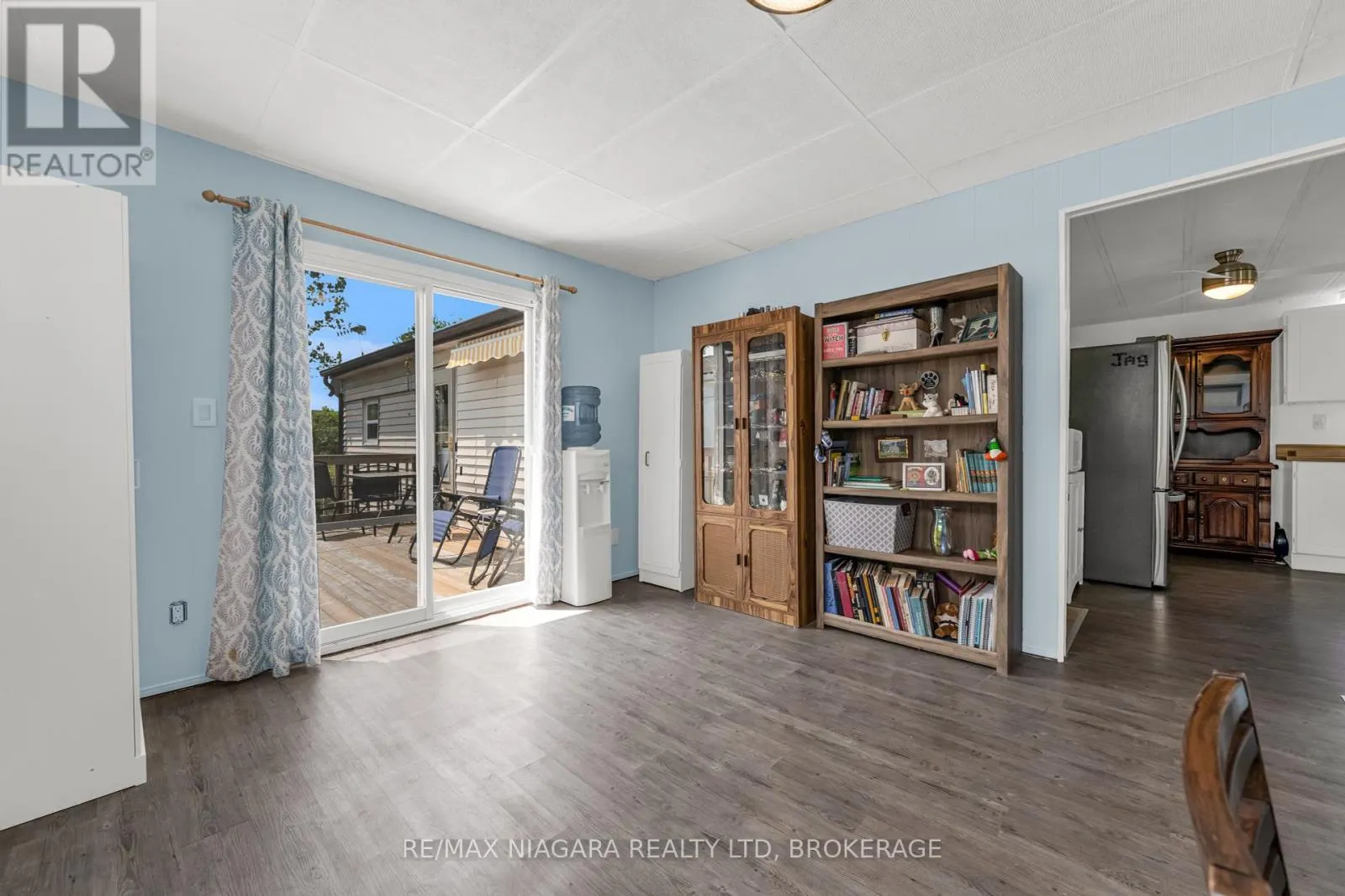 49 - 2175 MEWBURN ROAD, #49