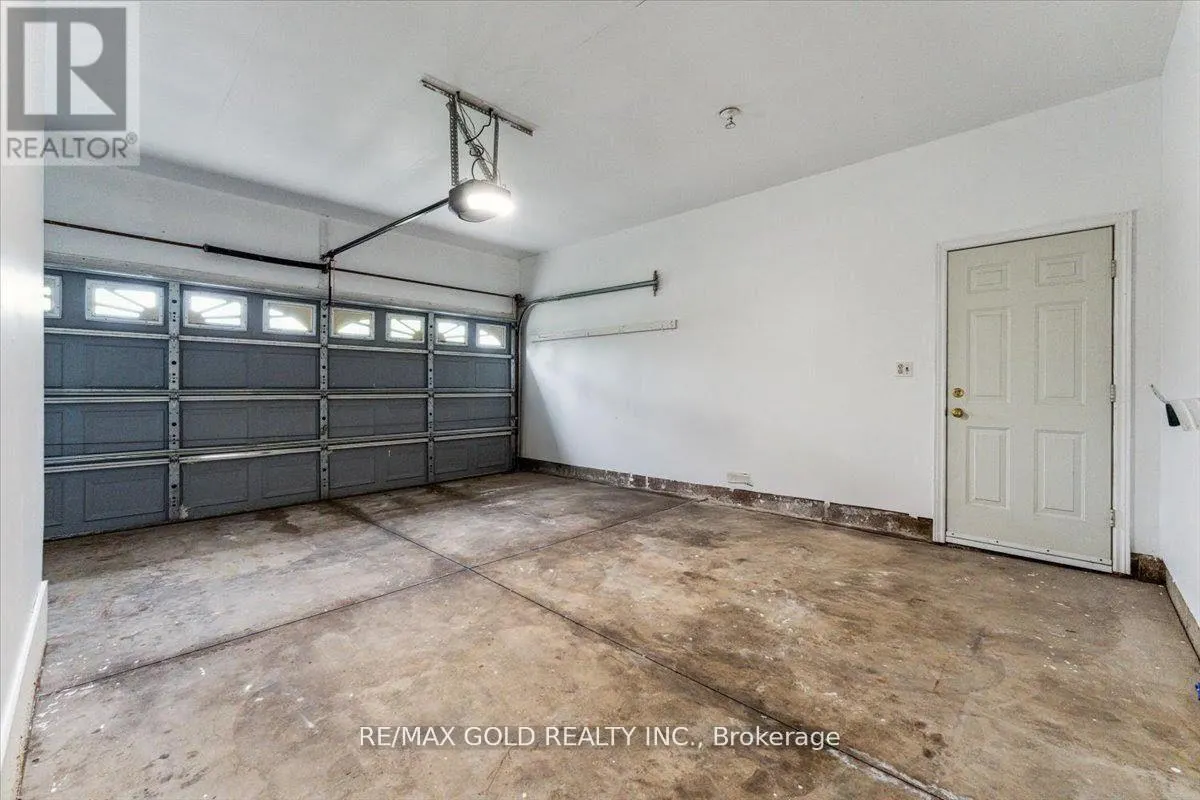 8163 HARVEST CRESCENT