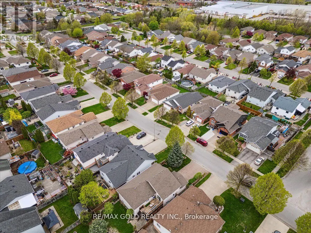 8163 HARVEST CRESCENT
