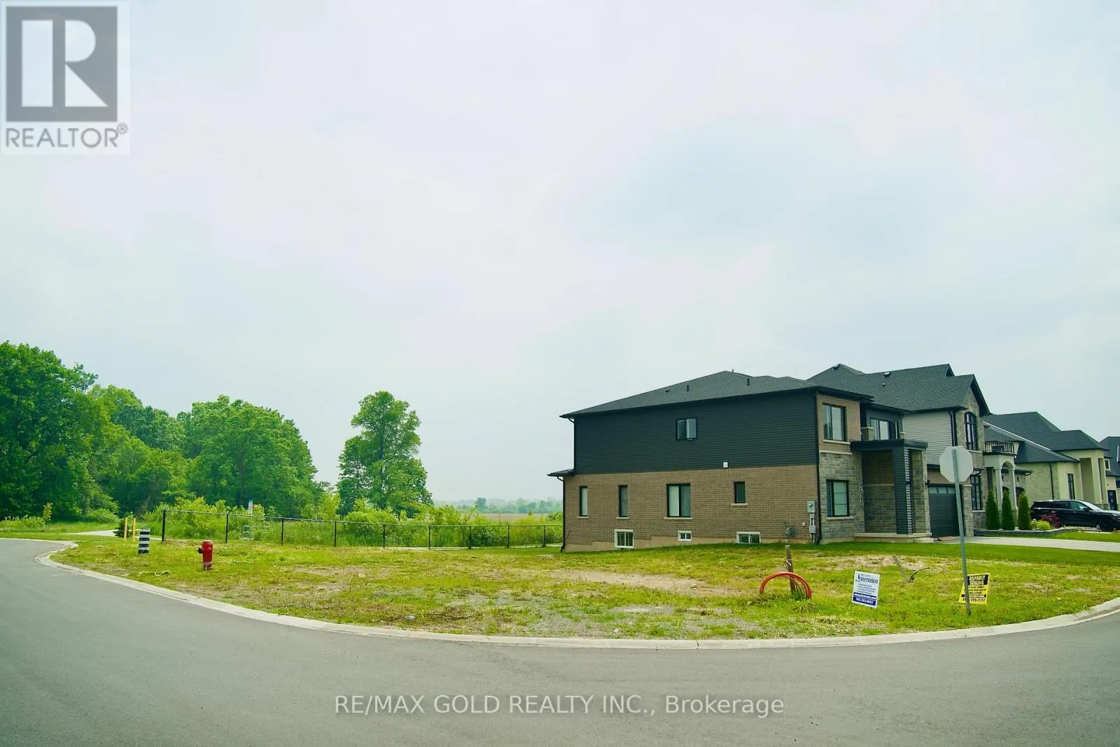 7547 SHERRILEE CRESCENT