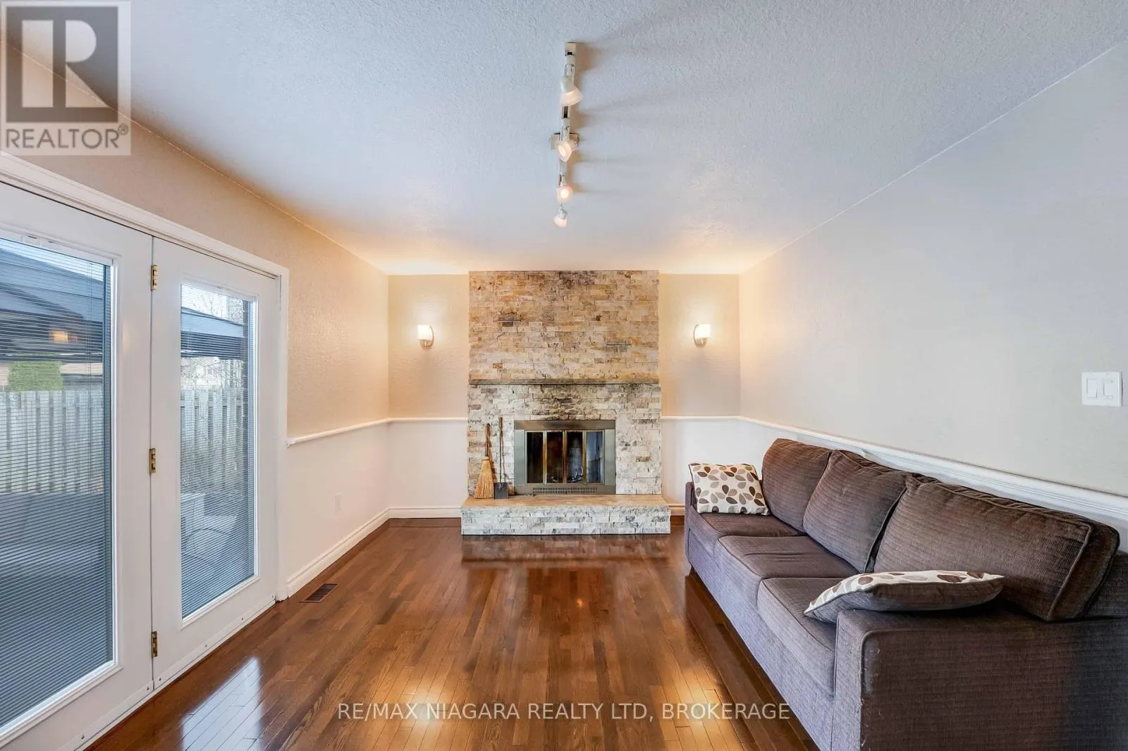 7639 JUBILEE DRIVE