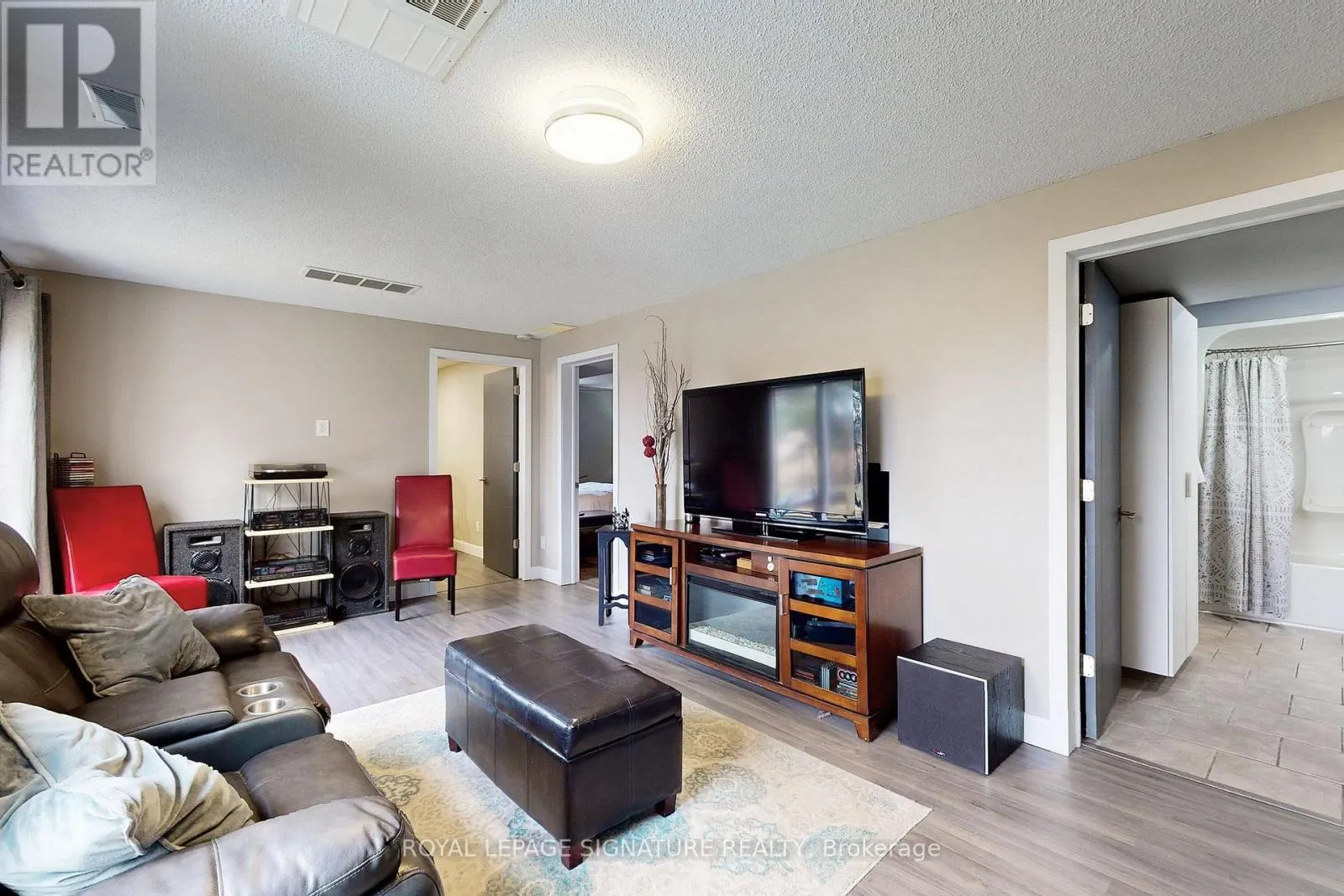 58 ARANDA WAY