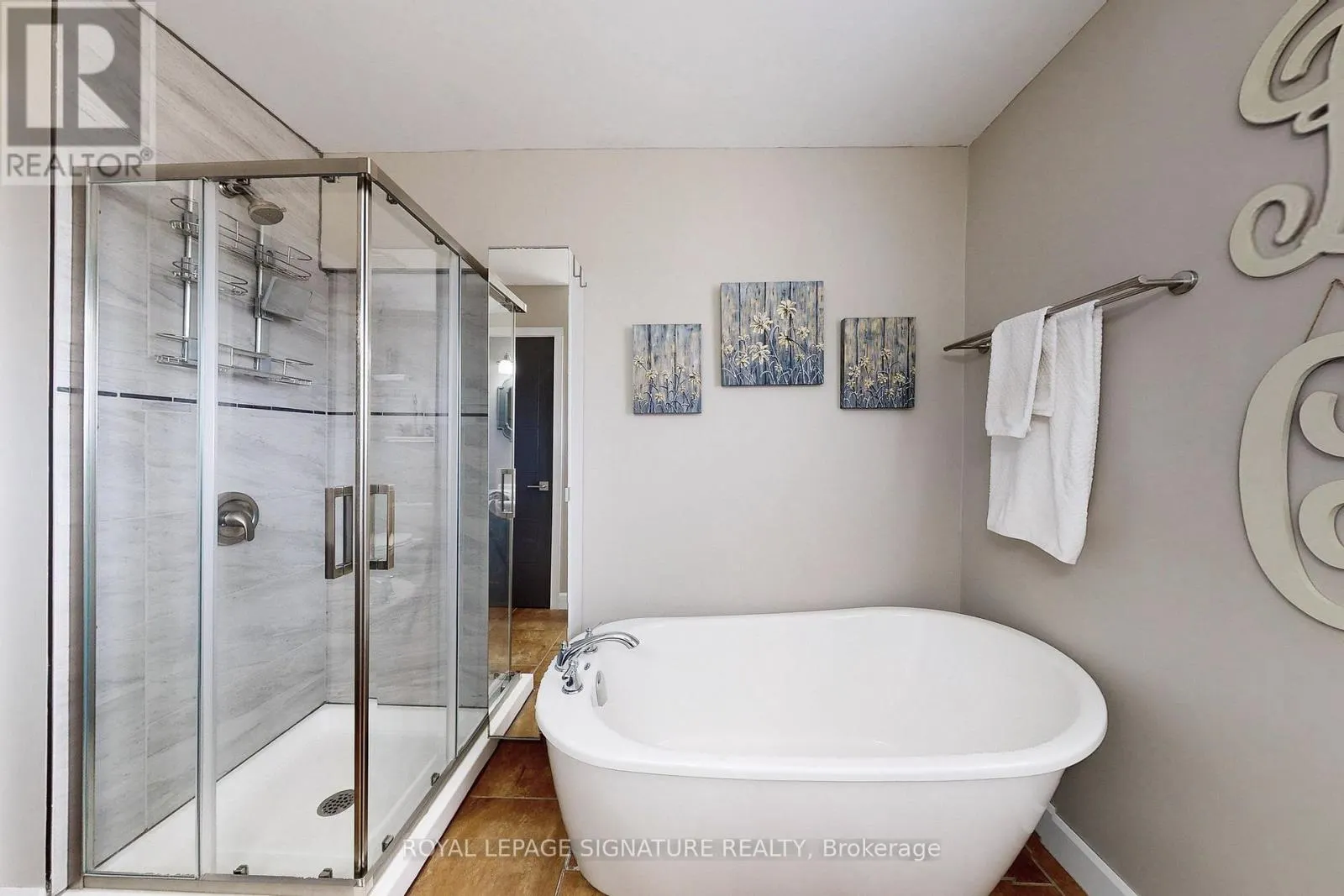 58 ARANDA WAY