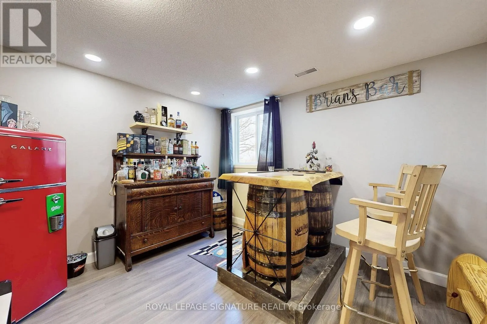 58 ARANDA WAY