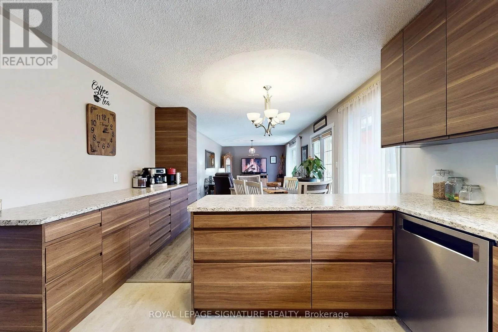 58 ARANDA WAY