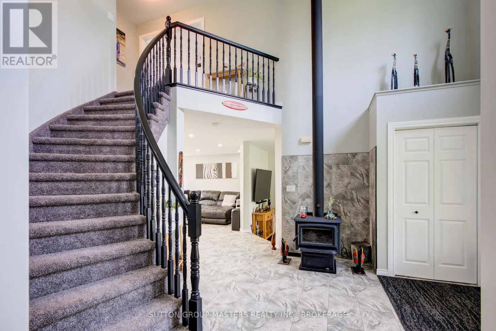 302 GREENS ROAD