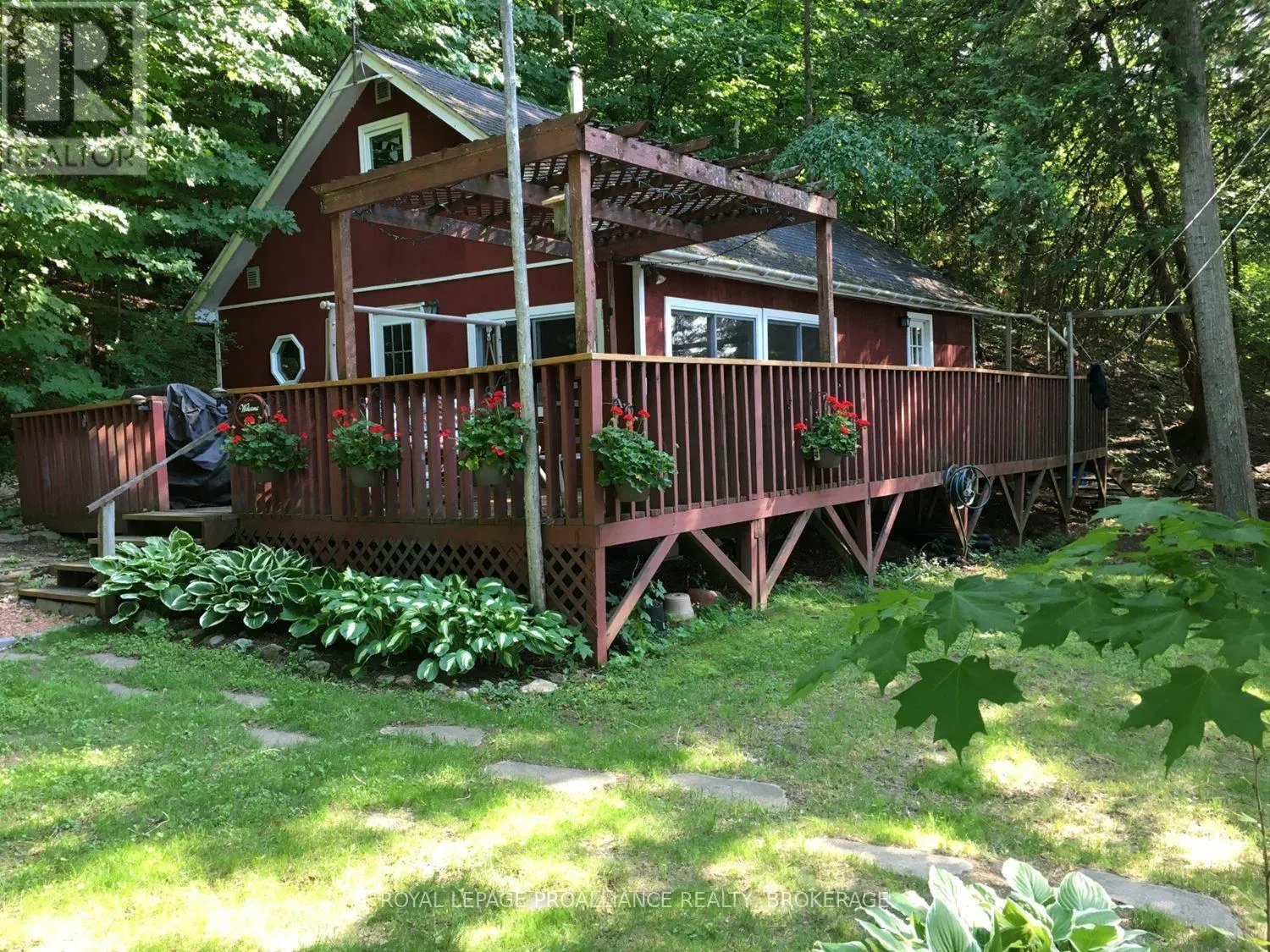 102 KEEPSAKE LANE