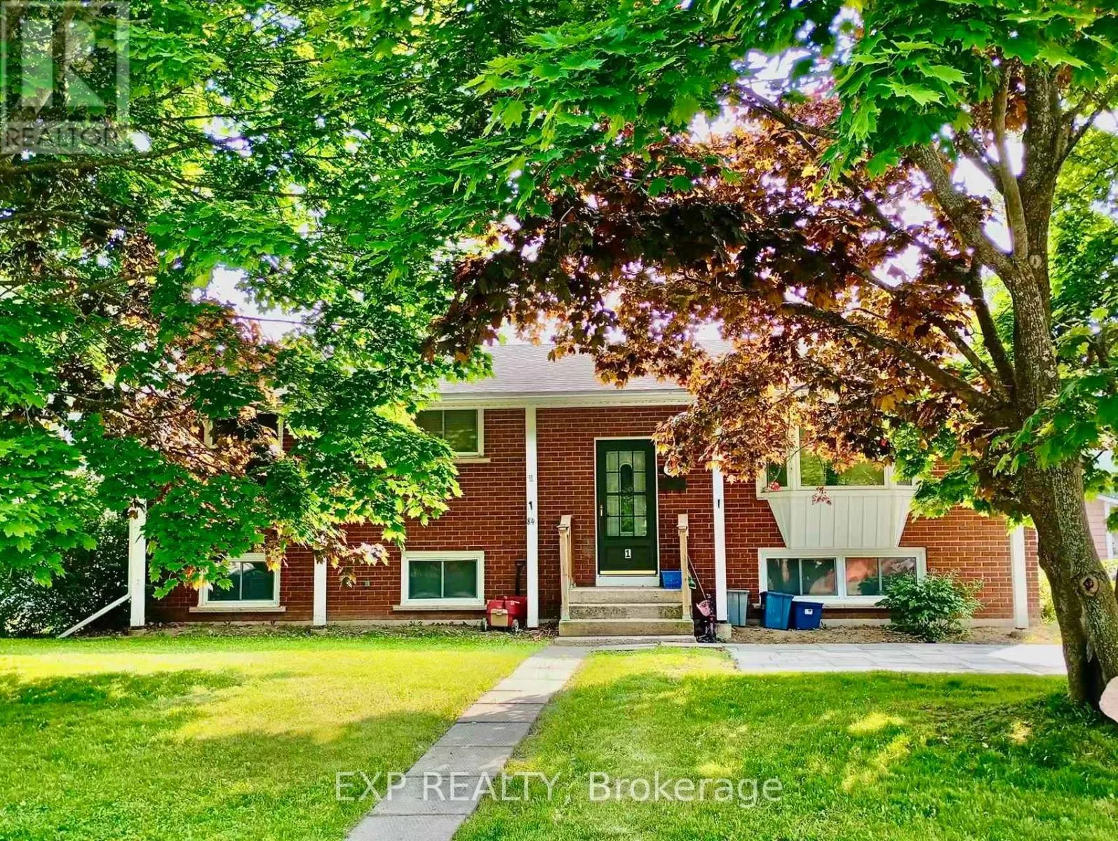 84 SHERWOOD AVENUE
