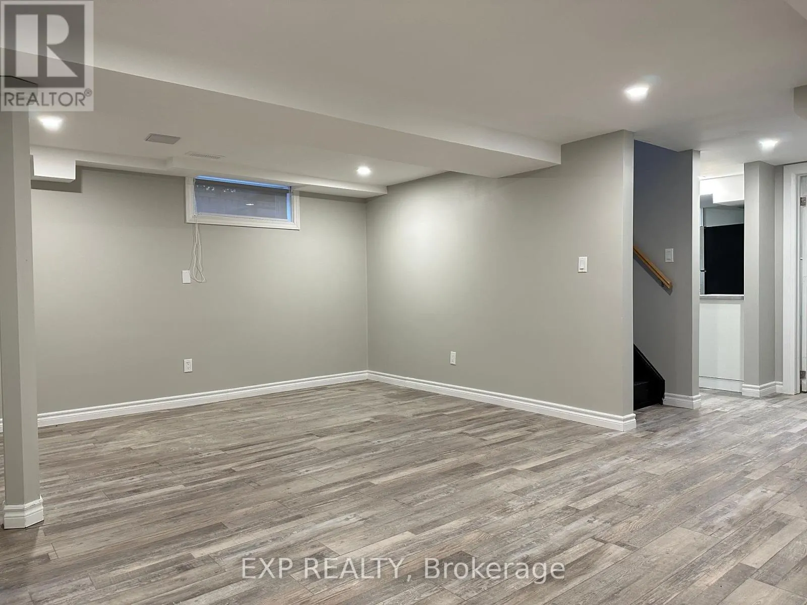 84 SHERWOOD AVENUE