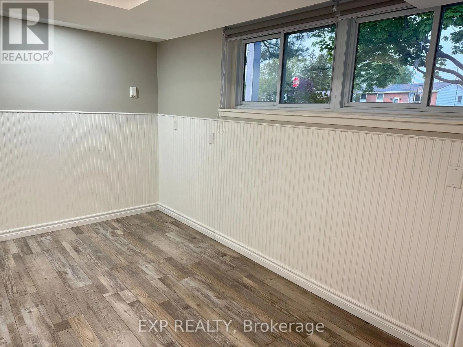 84 SHERWOOD AVENUE
