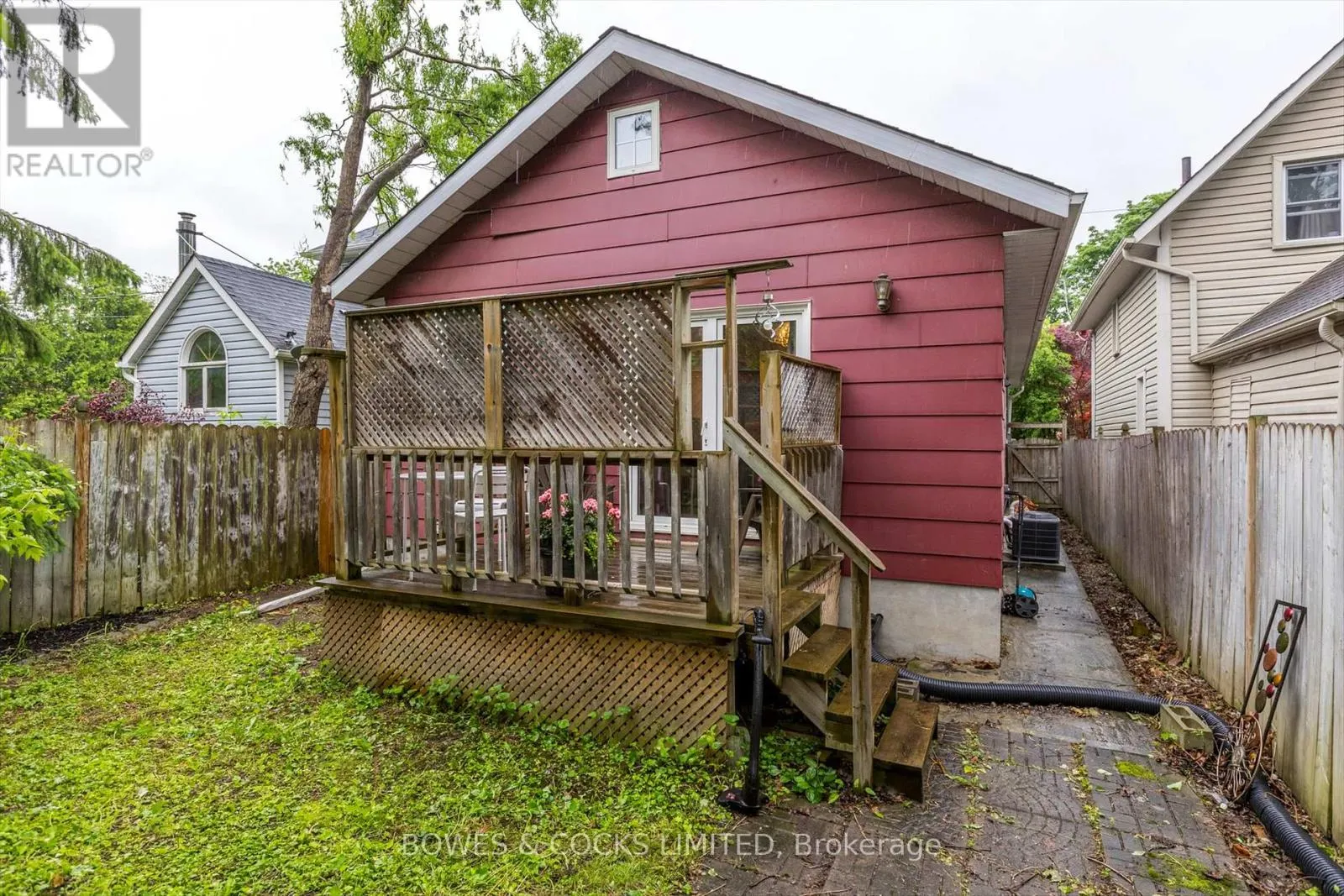 631 DOWNIE STREET