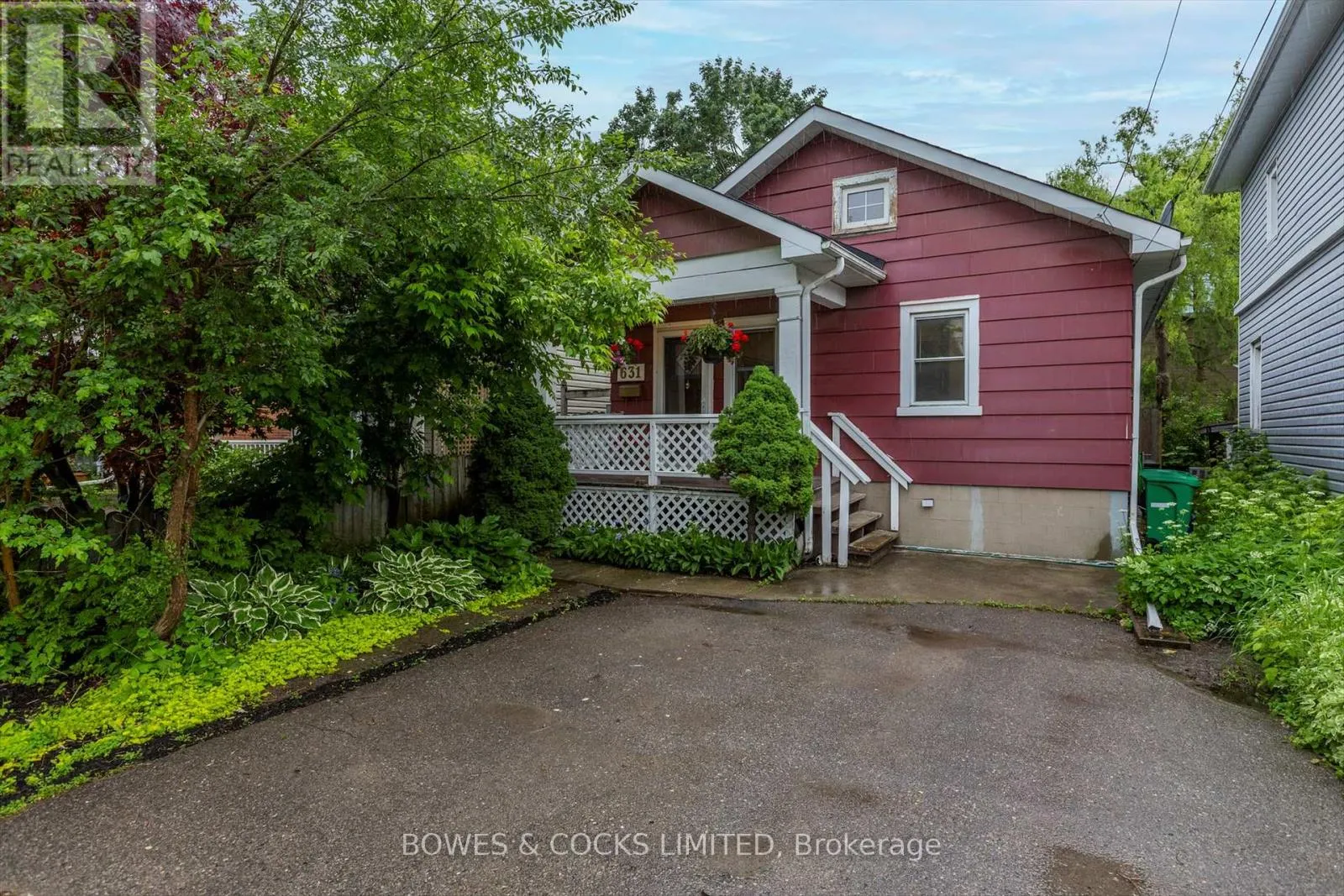 631 DOWNIE STREET