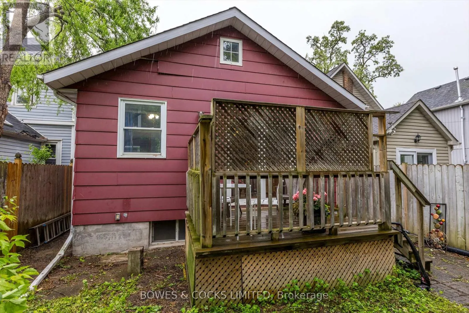 631 DOWNIE STREET