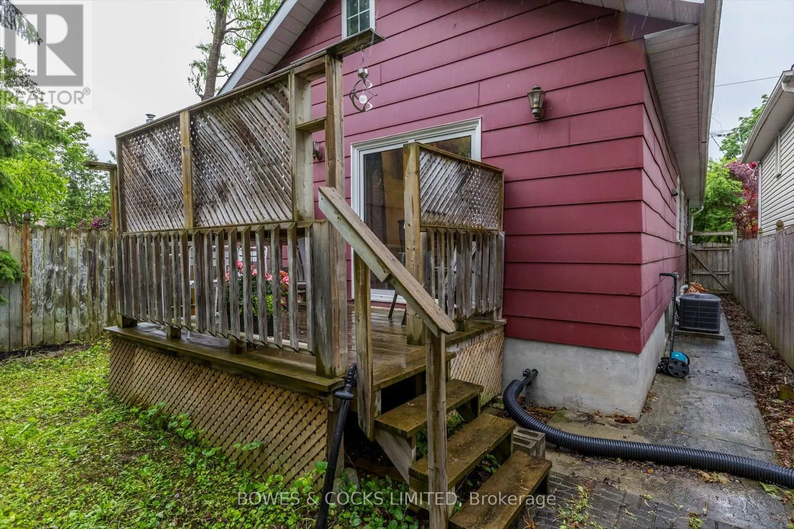 631 DOWNIE STREET