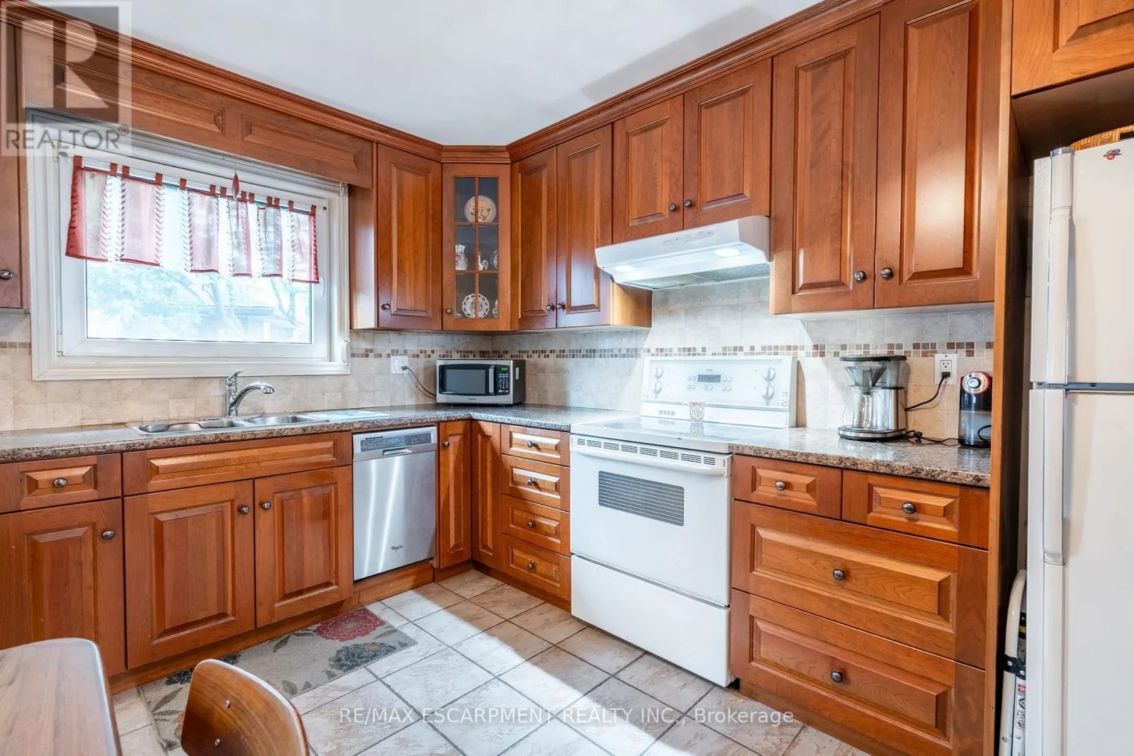 43 TRENHOLME CRESCENT