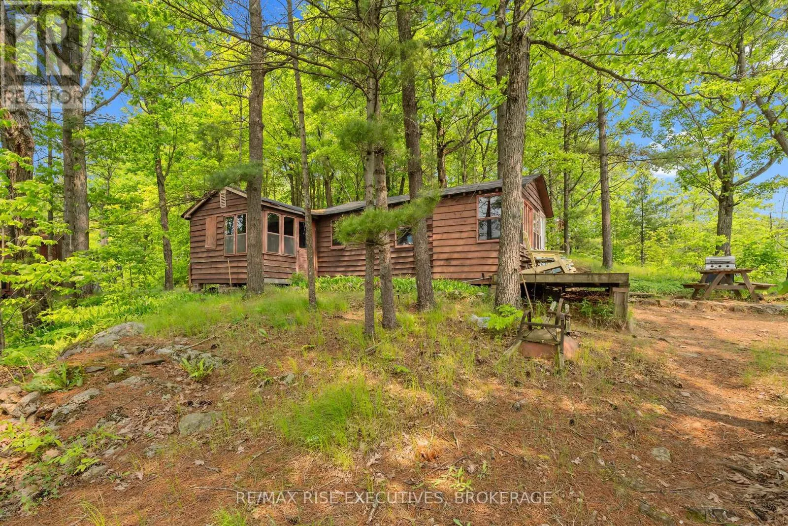 252 DEAN ISLAND ROAD
