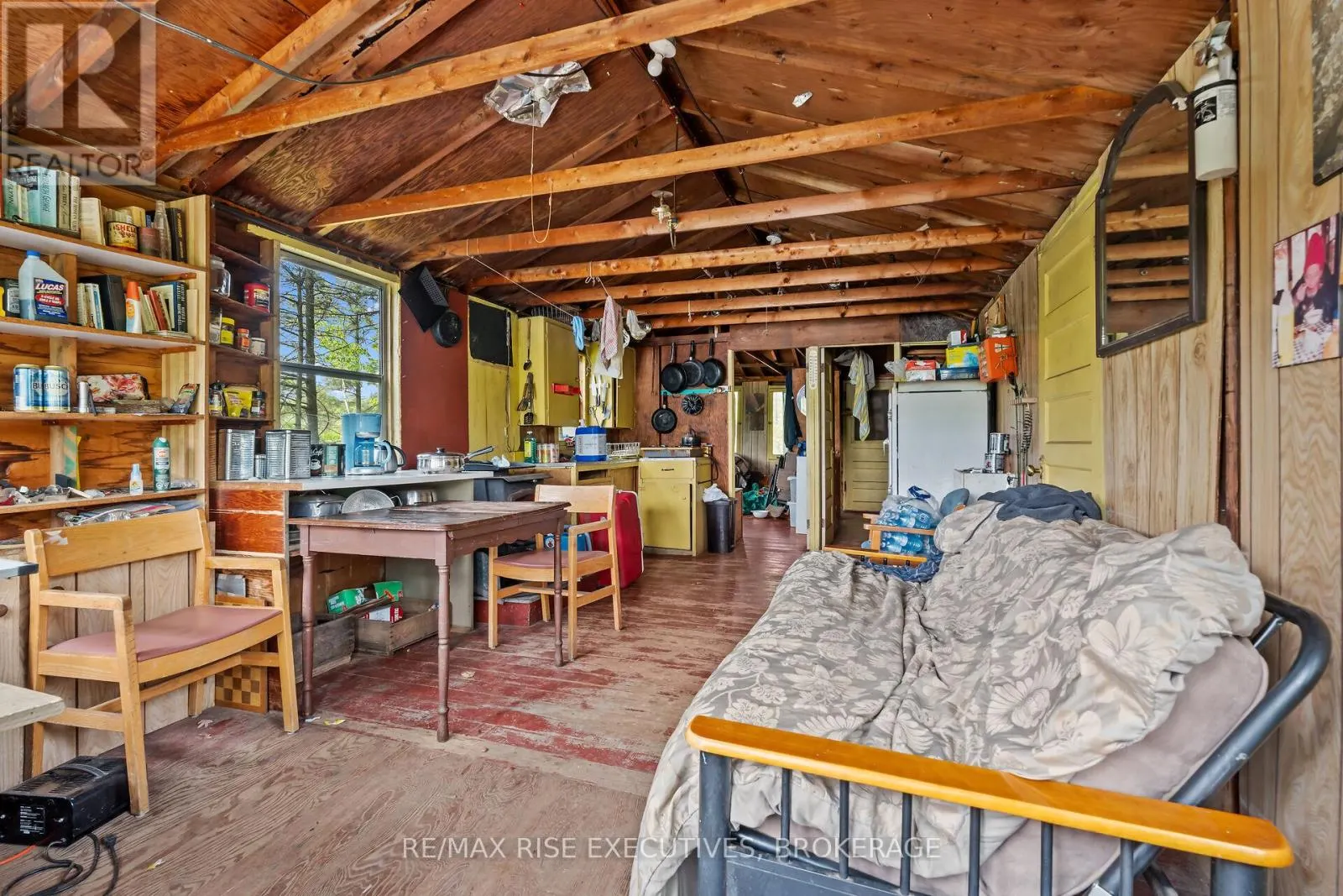252 DEAN ISLAND ROAD
