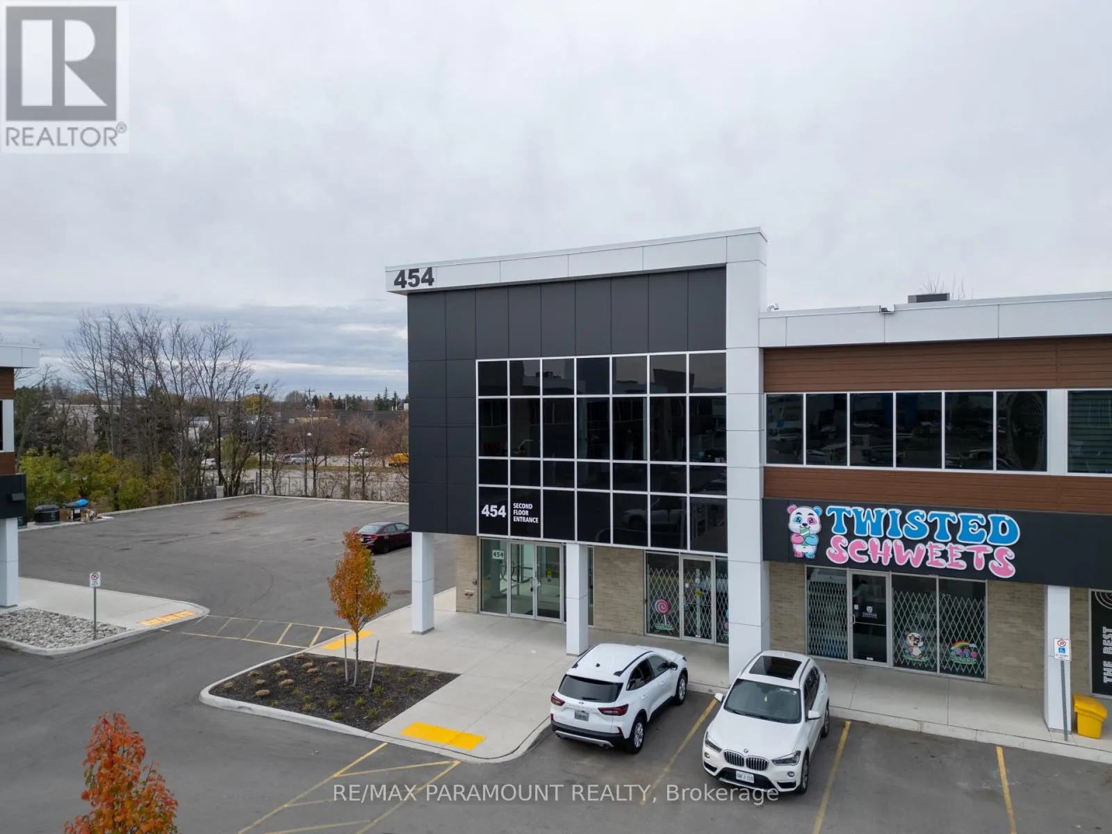 208 - 454 HESPELER ROAD