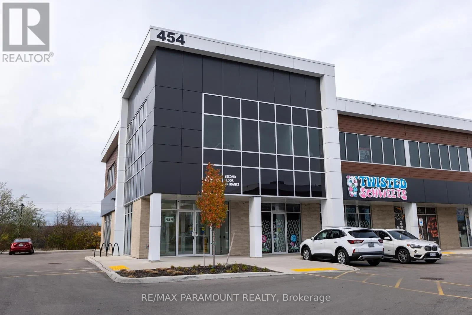 208 - 454 HESPELER ROAD