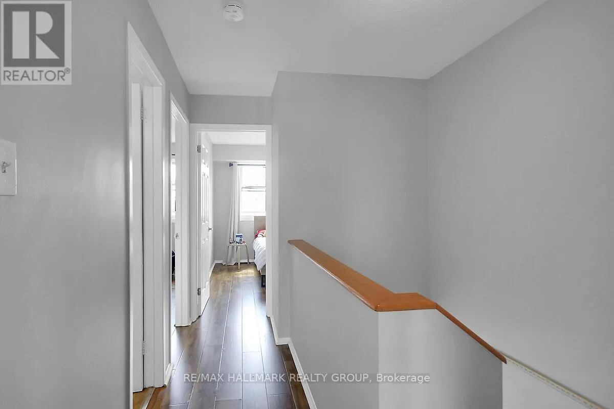 20 BENTBROOK CRESCENT
