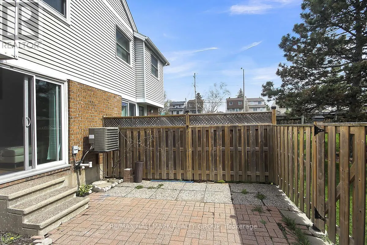 20 BENTBROOK CRESCENT