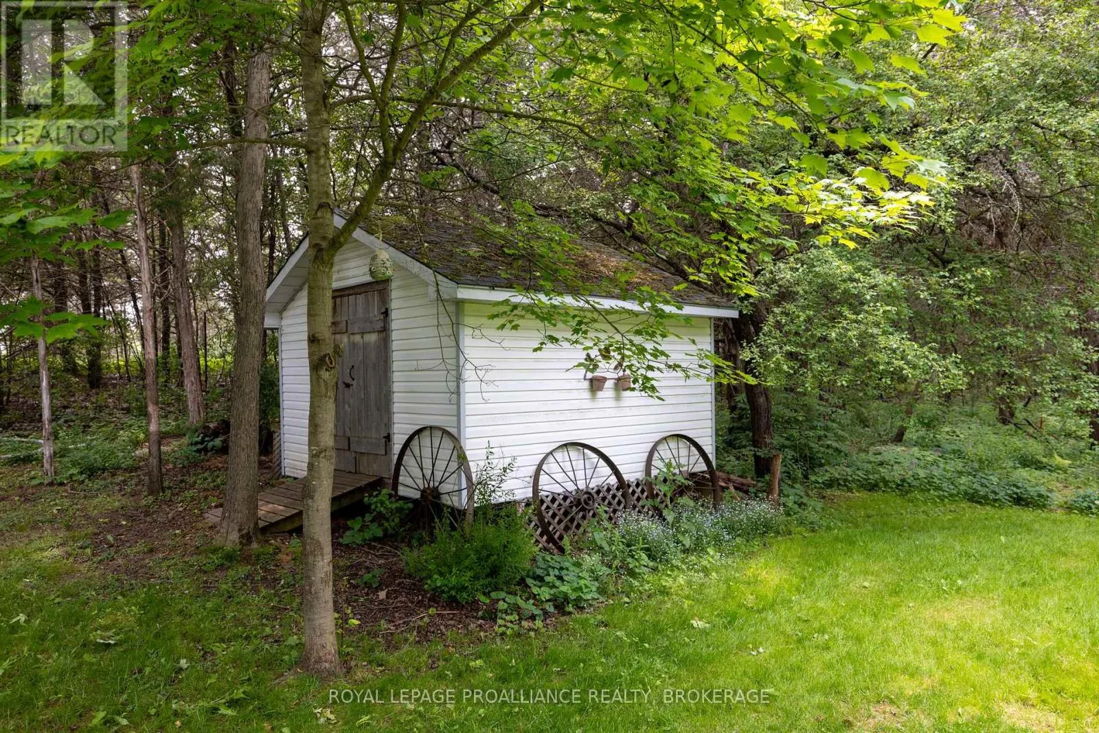 1223 COUNTY ROAD 9