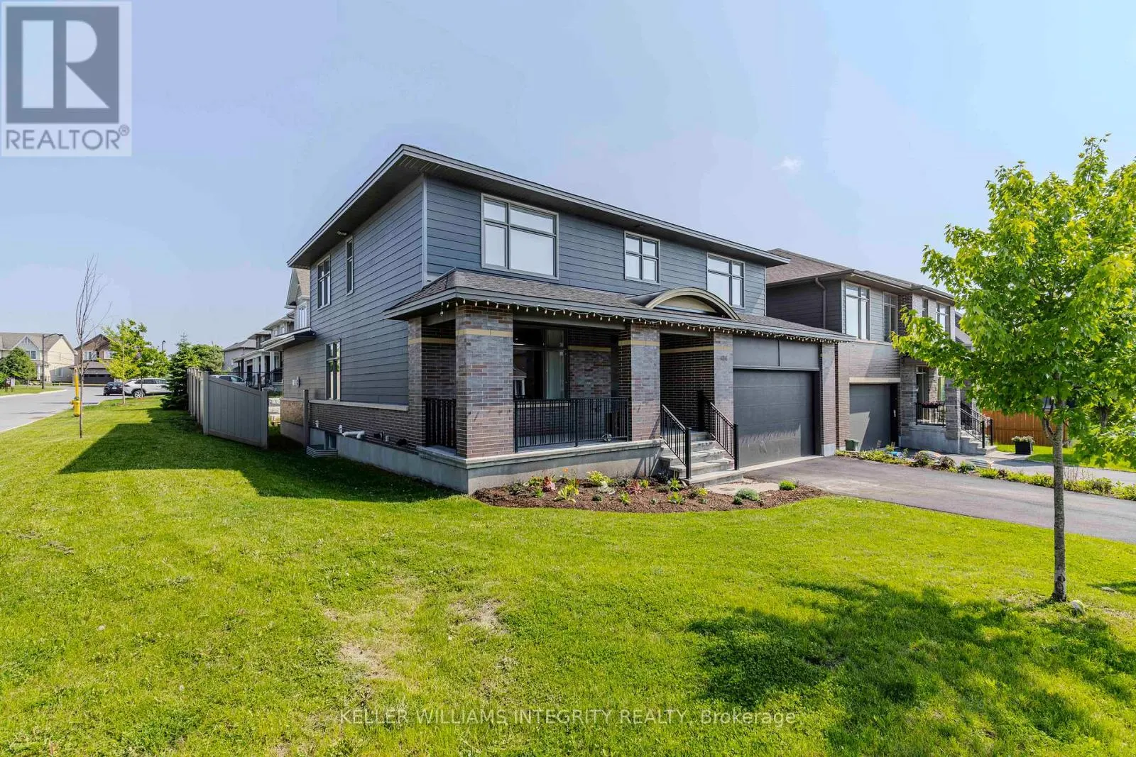 131 ESCARPMENT CRESCENT