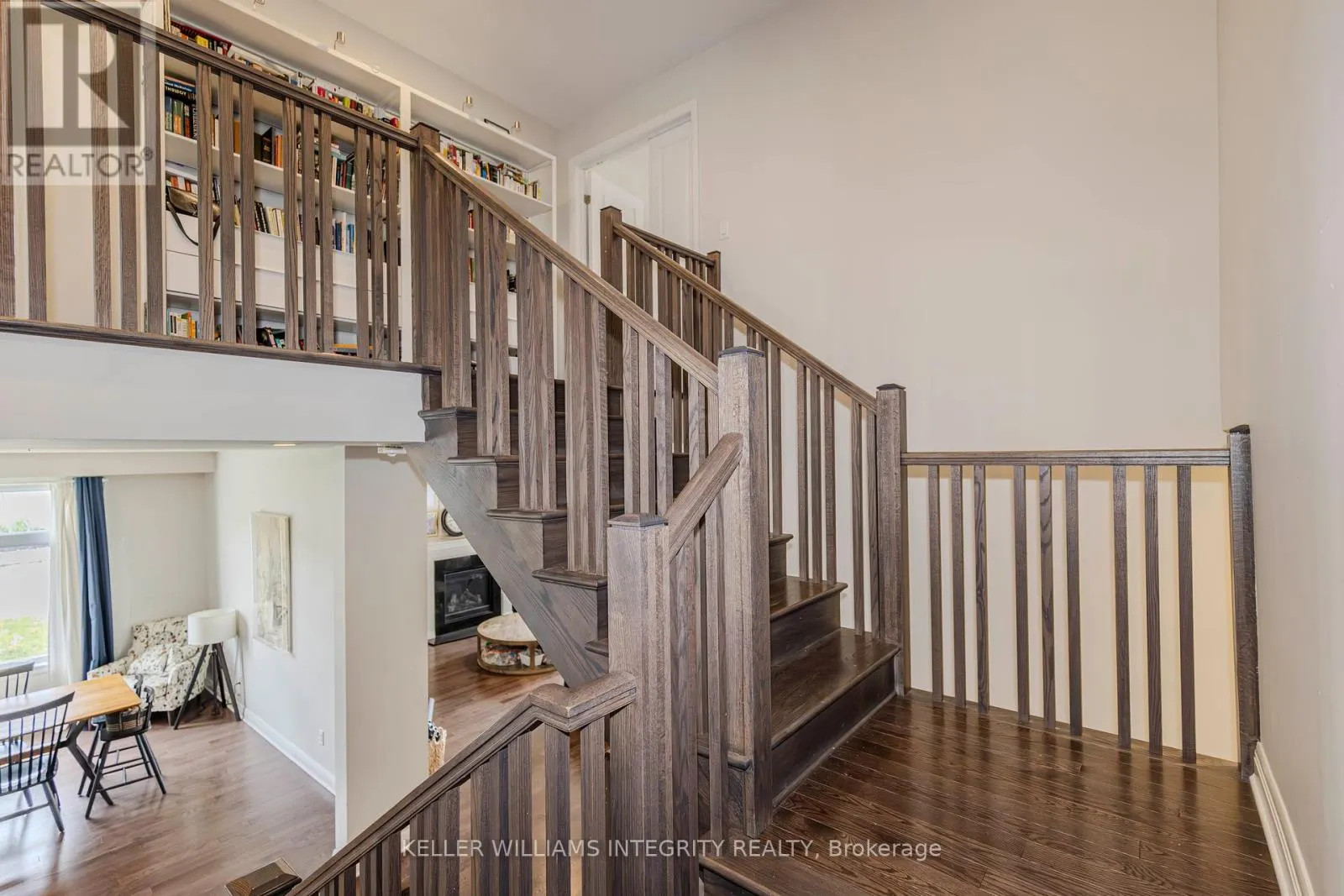 131 ESCARPMENT CRESCENT