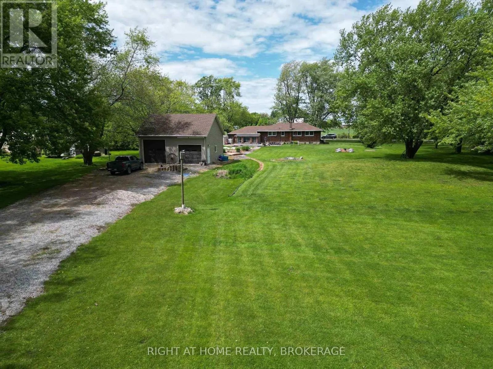 11191 LAKESHORE ROAD