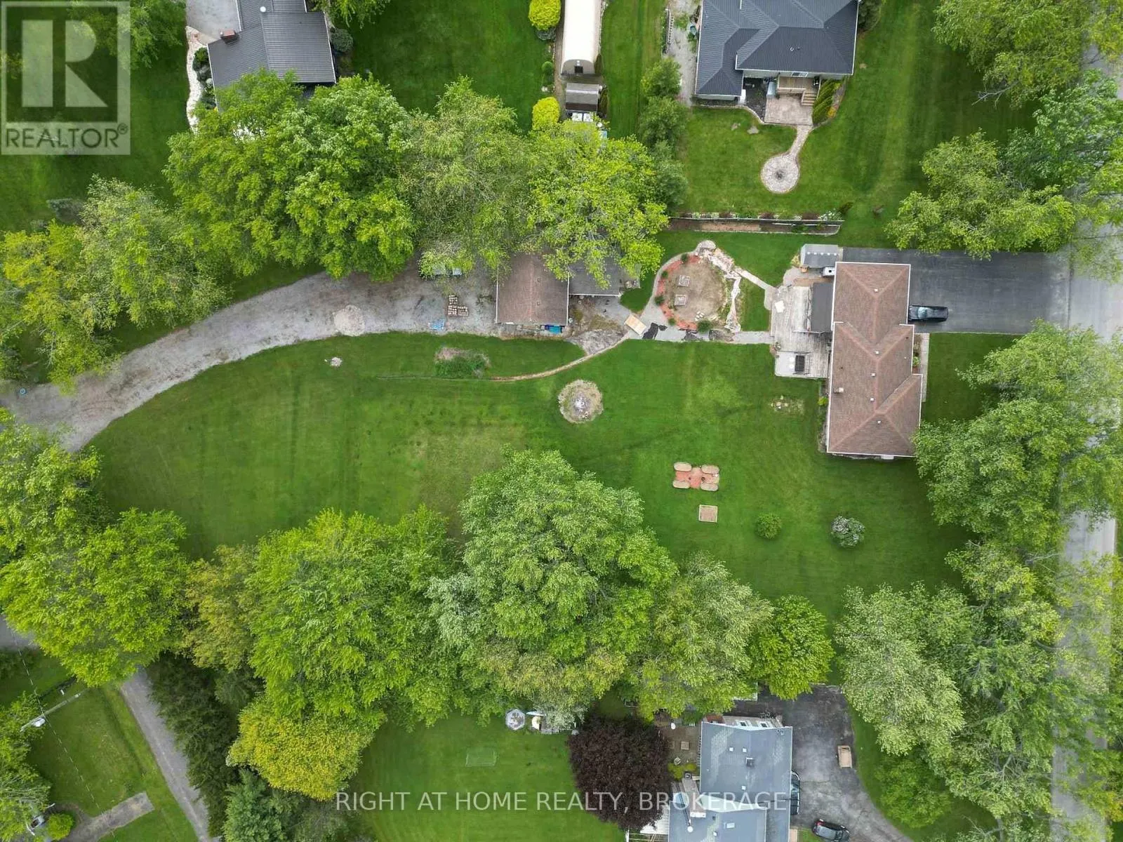 11191 LAKESHORE ROAD